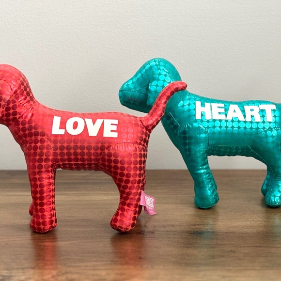 Victoria's Secret PINK 2 Dogs Dog Red LOVE Blue HEART Plush Stuffed Toy METALLIC - Picture 1 of 14
